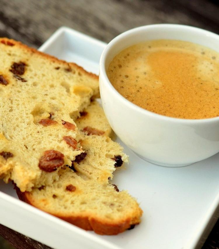 Coffee and fruit loaf