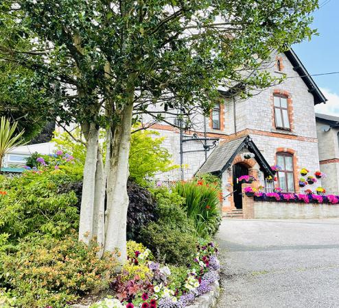 Plymbridge House